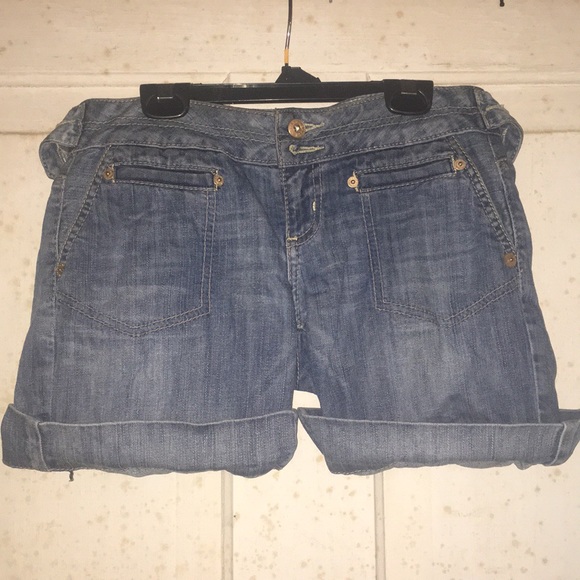 Guess Jean Shorts - Picture 1 of 2